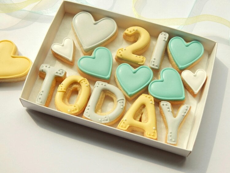 The Cookie Collaboration Hand-iced Birthday Cookie LETTERBOX Gift/Birthdays for her