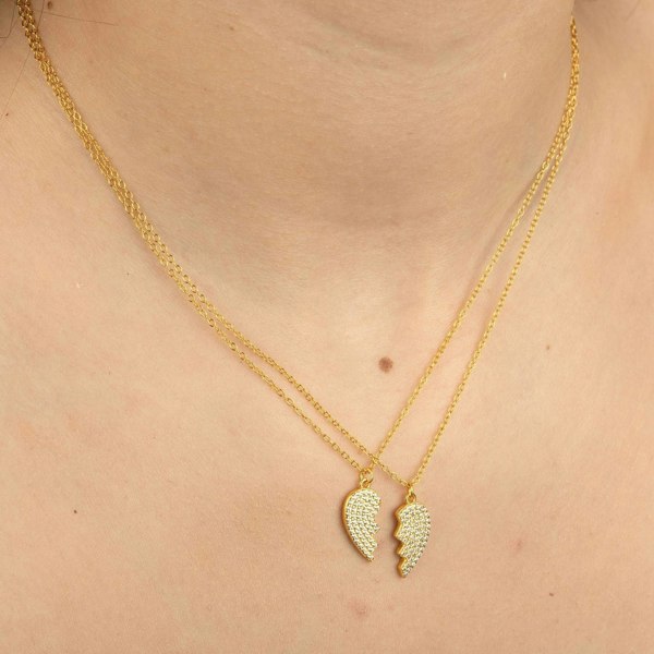 Gold Trip Best Friends Heart Necklace Set