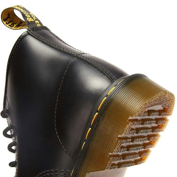 Dr. Martens - 26230001 UN 101 Black Smooth