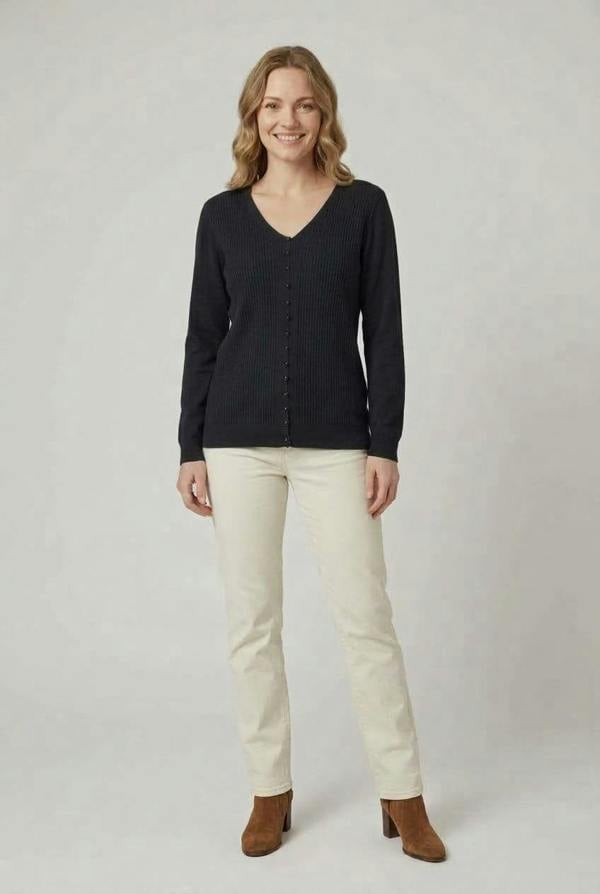Black | Textured Pearl Detail V-Neck Knit Top
