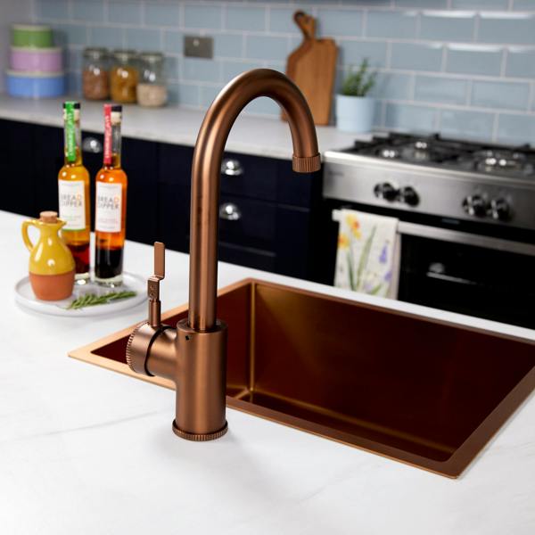 Flode kraft Solo | Industrial Style Single Lever 3 in 1 Instant Boiling Tap | Brushed Copper Finish