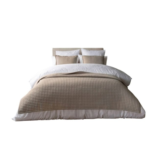 Belledorm Crompton Quilted Throw - Mocha