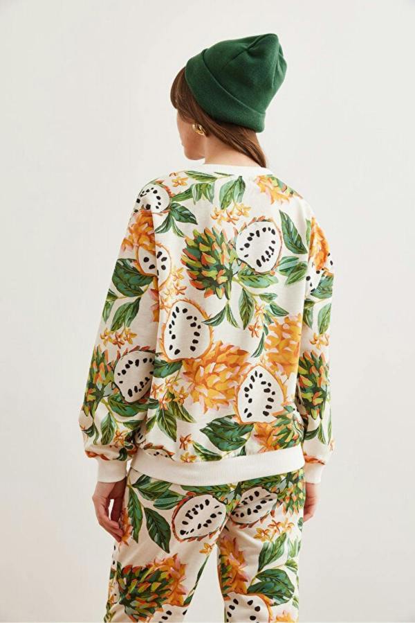 Hoxton Gal Basic Soft-Textured Oversized Sweatshirt