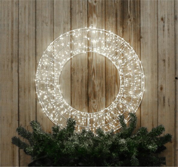 Scotts of Stow Xmas Haus Pre Lit Micro LED Wreath with 5m Lead Timer