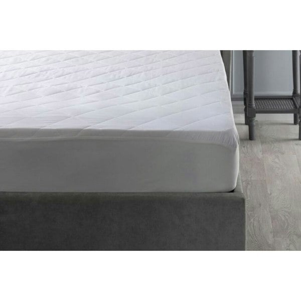 Belledorm Hotel Suite Quilted Mattress Protector - White