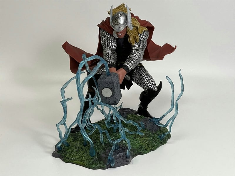 MCSlots The Mighty Thor 8 Inch Scale Gallery Diorama Diamond Select NOV182284