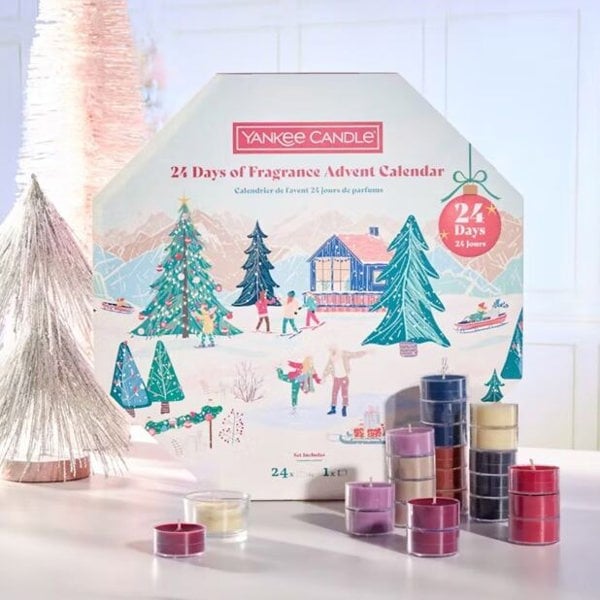 Yankee 24 days of Fragrance Wreath Advent Calendar