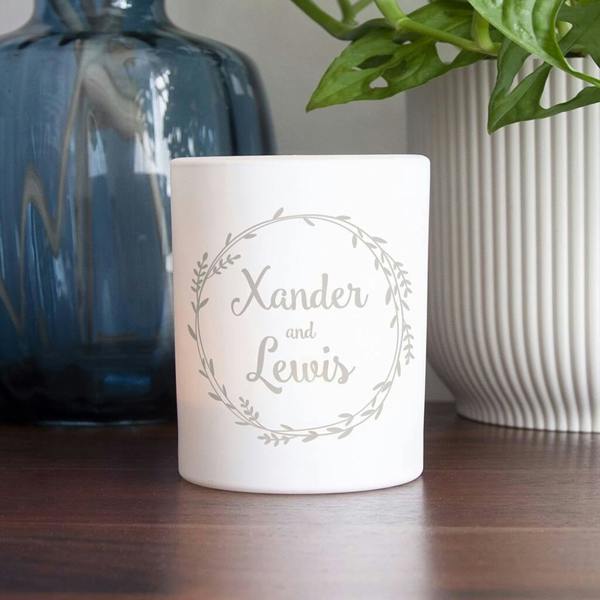 Personalised Couples Wreath Candle Holder - close-up detail