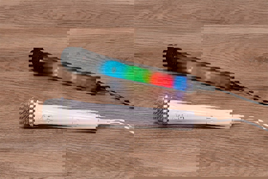 Mr Entertainer Dynamic Vocal Microphone with LED Lights White