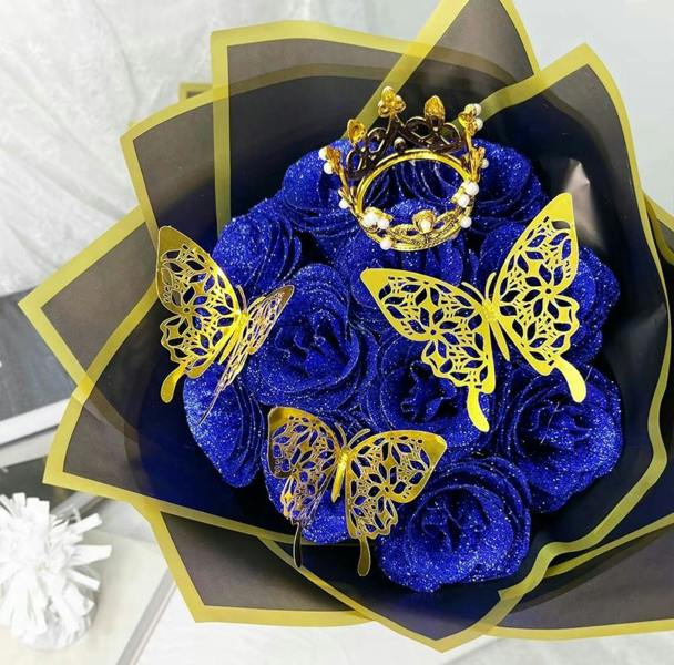 Dragodirect Artificial 12 Red Rose Flower Bouquet With Glitter Crown Butterfly Wedding Party Decoration Valentines Gift