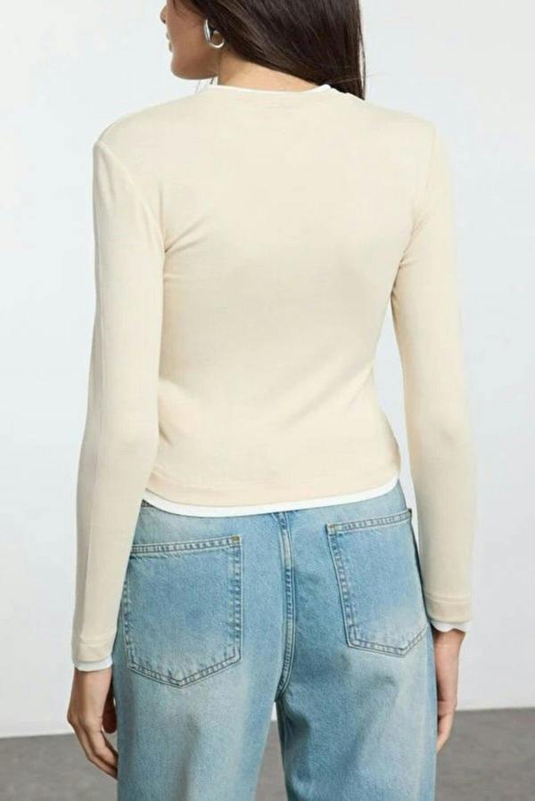 WOVCOR Color Block Fitted Knit Blouse