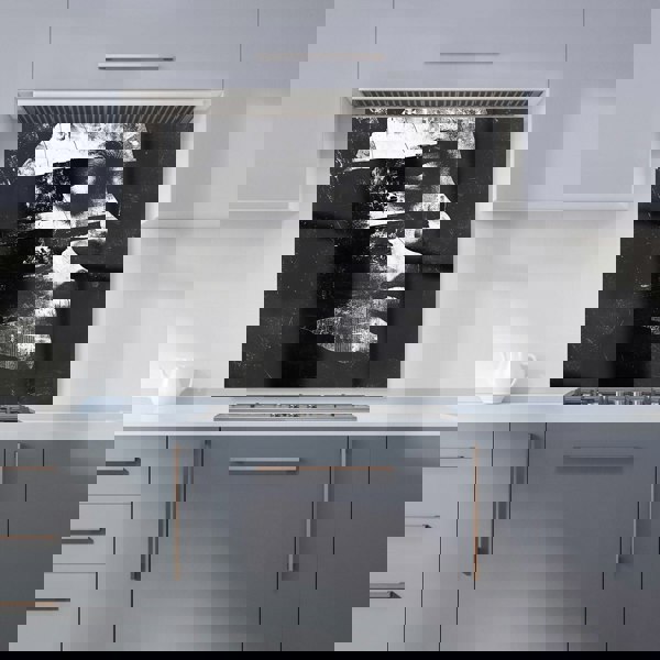 Warren Reed - Designer Fragmented Silhouette in Black and White Kitchen Splashback