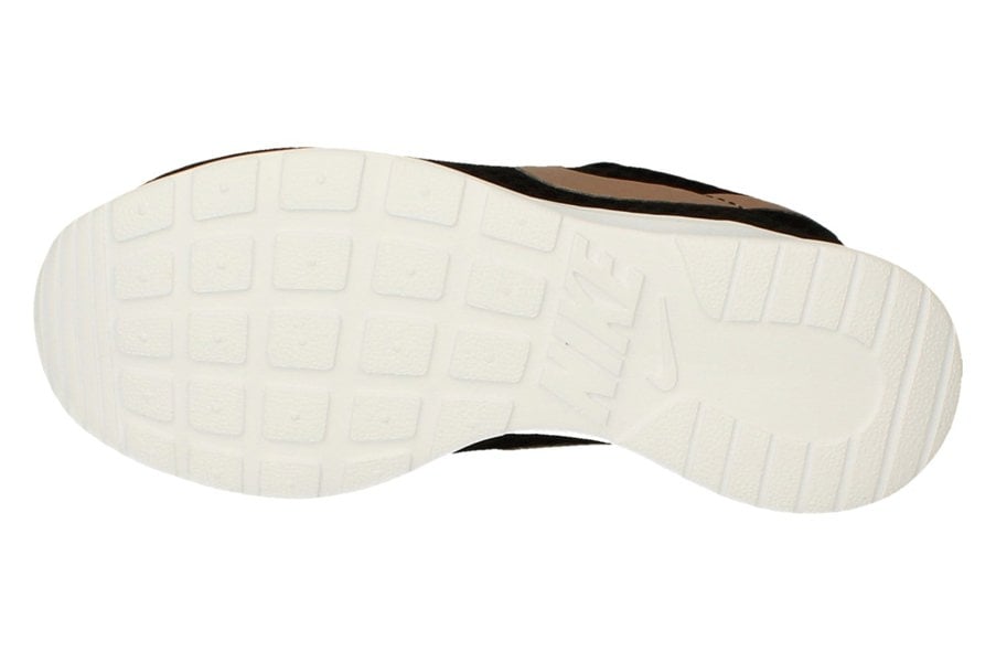 Nike Womens Tanjun Trainers Dj6257  001 - Black Metallic Red Bronze 001 - Photo 4