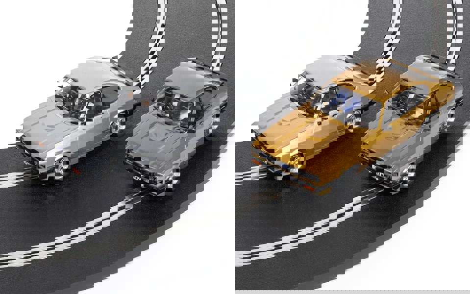 Scalextric The Professionals Capri Twin Pack 1:32 Scale C4642