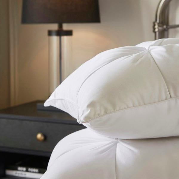 Hotel Pure Luxury Premium Suite Pleated Pillow Pair - 50 x 75cm