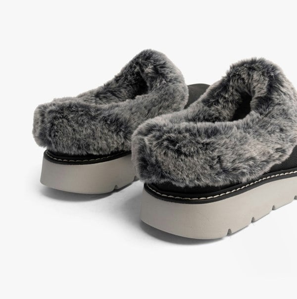 Skechers 114762/BLK KEEPSAKES LITE - COZY BLEND Womens Slippers Black