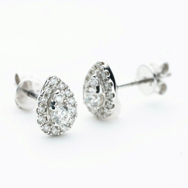 T. H. Baker 9ct White Gold Pear Cut Diamond Cluster Stud Earrings NTE409PEAR-D-9WG