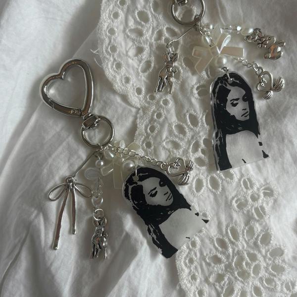Lovedbymimii Lana Del Rey Keychains