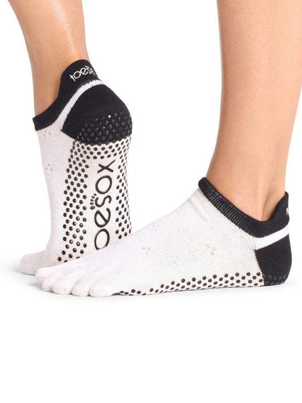 ToeSox Low Rise Full Toe Women's Yoga Grip Socks - Sandy