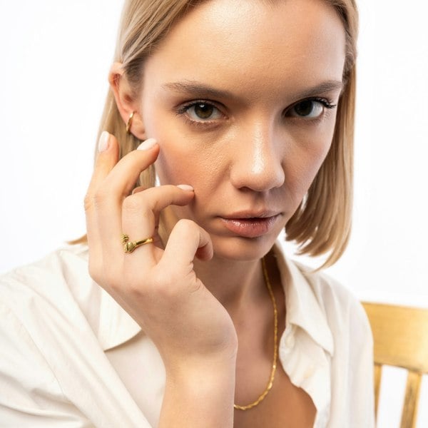 Spero London New Hug Ring With Hands Sterling Silver and Gold Plated