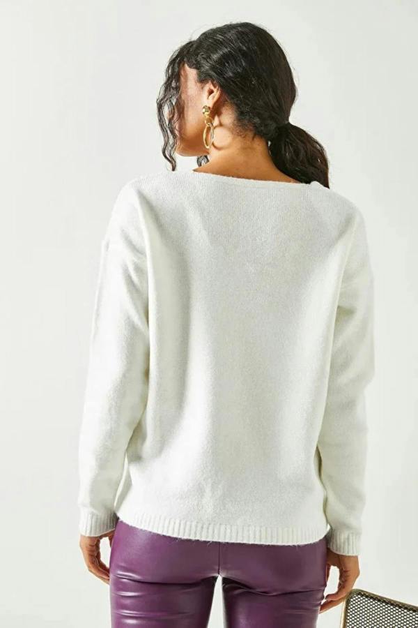 Hoxton Gal V-Neck Soft-Texture Knit Sweater