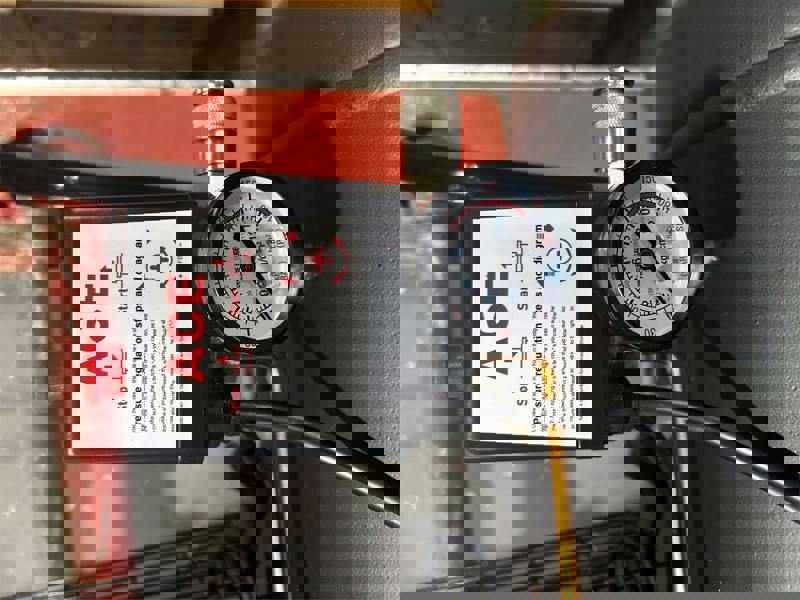 Heavy Duty Electric Air Compressor 200L 350LPM 8 BAR / 115PSI (3HP 2.2KW Garage Workshop)