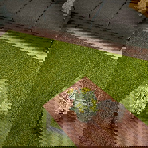 Shaggy Green Rug Soft and Durable, Non-Shedding, High Quality.