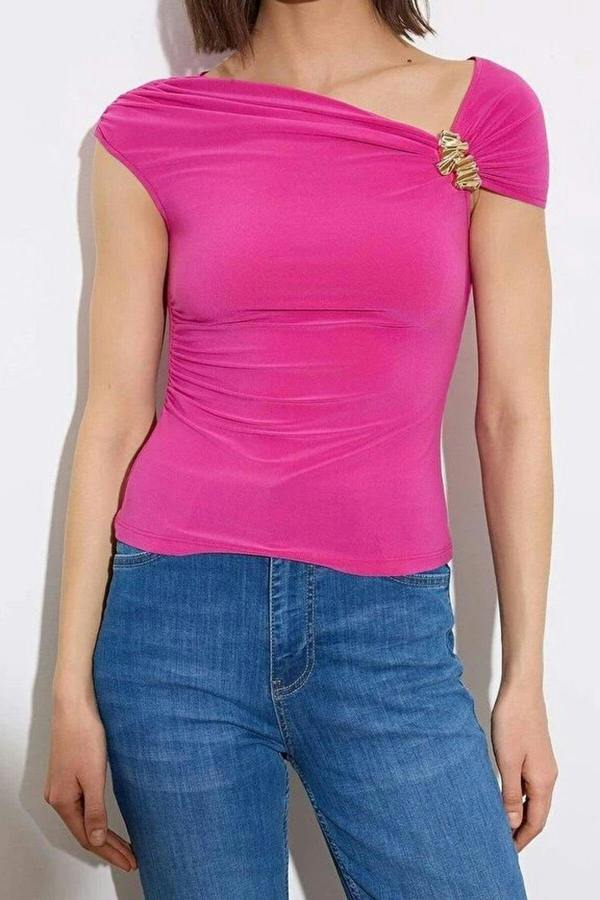 WOVCOR Fitted Asymmetrical Neckline Blouse with Accessory Detail Knit