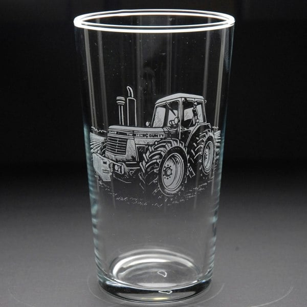 Glyptic Glass Art Vintage and Modern Tractor Tankard Tumbler Pint Highball Glass - Hand Engraved