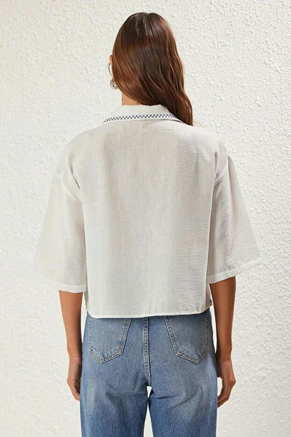 WOVCOR Embroidered Detail Woven Shirt Regular Fit