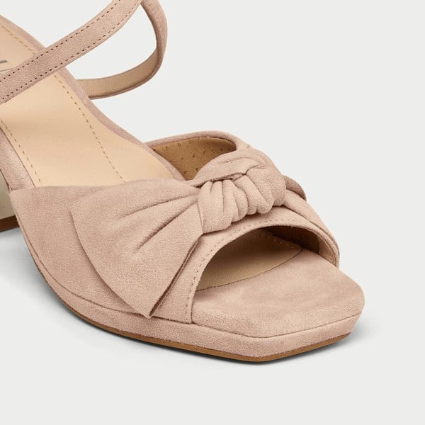 Calla Lydia Shoes - Taupe Suede