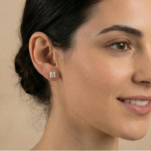 Spero London 9ct Solid Gold Square Stud Earrings
