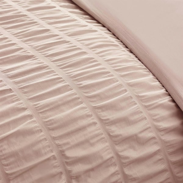 Catherine Lansfield Seersucker Frill Pink Duvet Cover Set