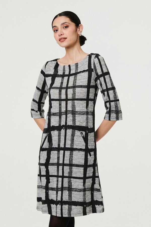 Black | Checked 3/4 Sleeve Short Shift Dress
