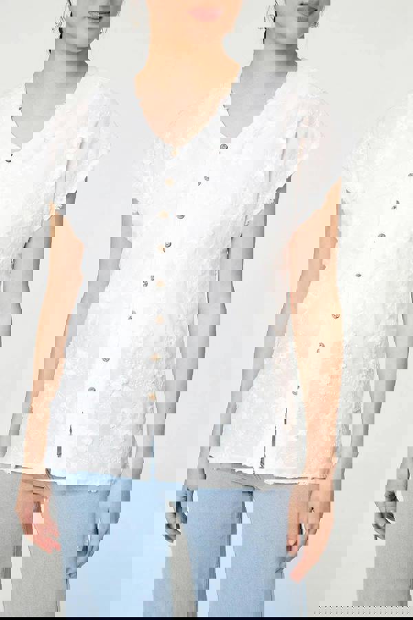 White | Floral Textured Cap Sleeve Blouse