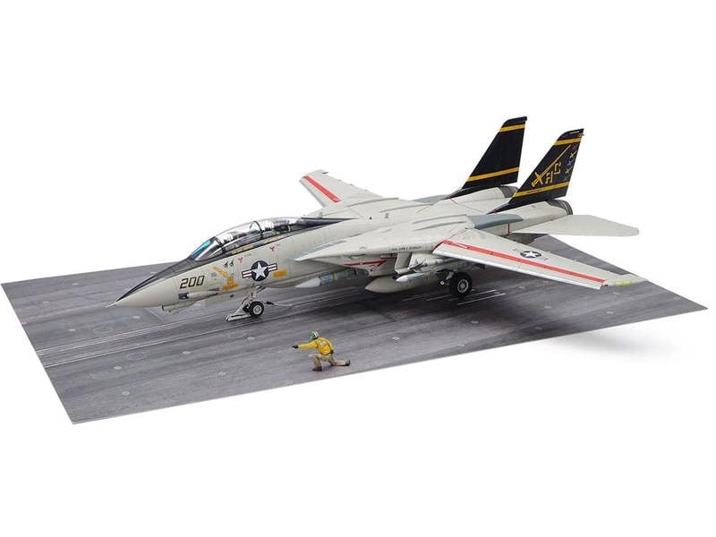 Tamiya Grumann F-14A Tomcat Late Model  Launch Set (1:48 Scale)