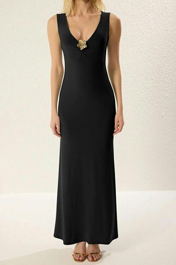 WOVCOR Plain Straight Cut Knitted Maxi Evening Dress with Accessory Details