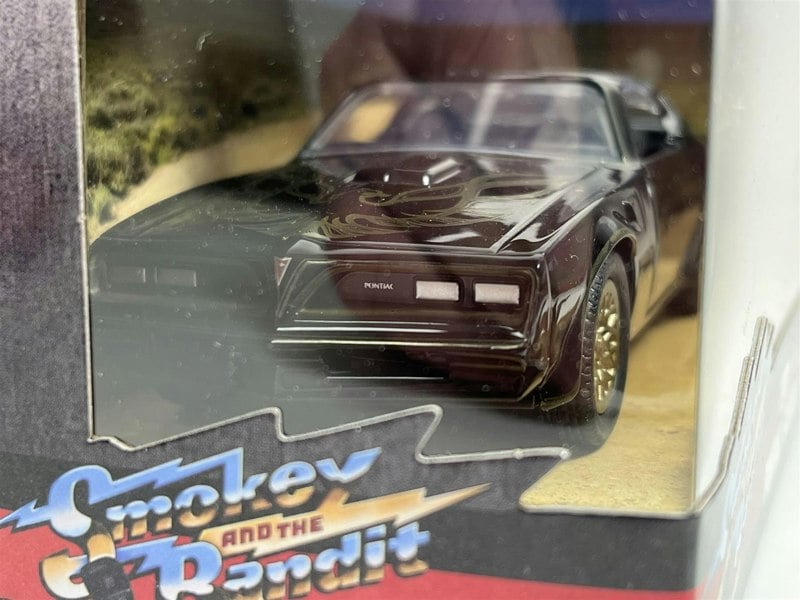 Jada Smokey and The Bandit 1977 Pontiac Trans AM Firebird 1:32 31061