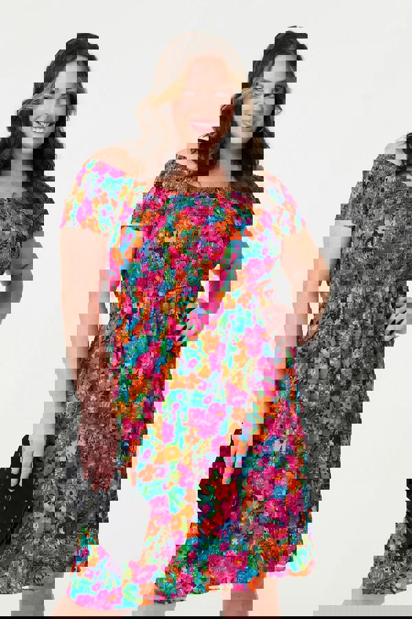 Pink | Floral Knee Length Bardot Dress : Model is 5'8"/172 cm and wears UK18/EU46/US14/AUS18