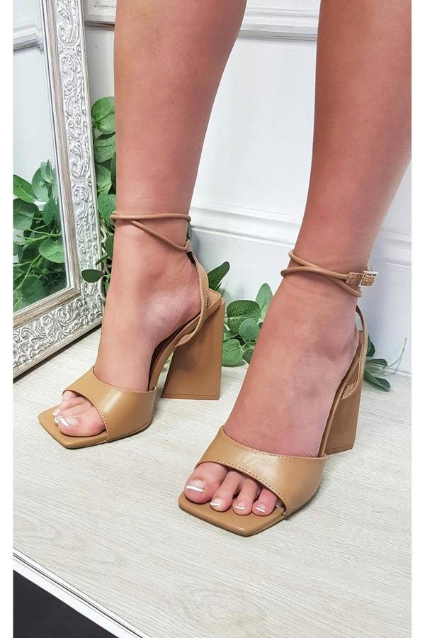 Dixie Lace Up Block High Heel - Mocha