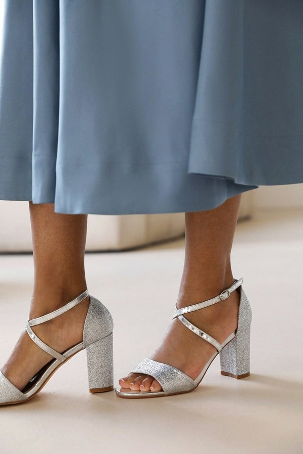 Where's That From Anomie Mid High Block Heel Sandals With Cross Over Ankle Strap in Silver