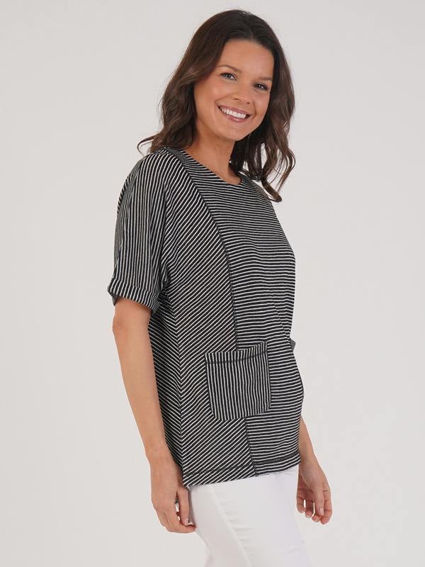 VIZ-A-VIZ Contrast Stipe Top