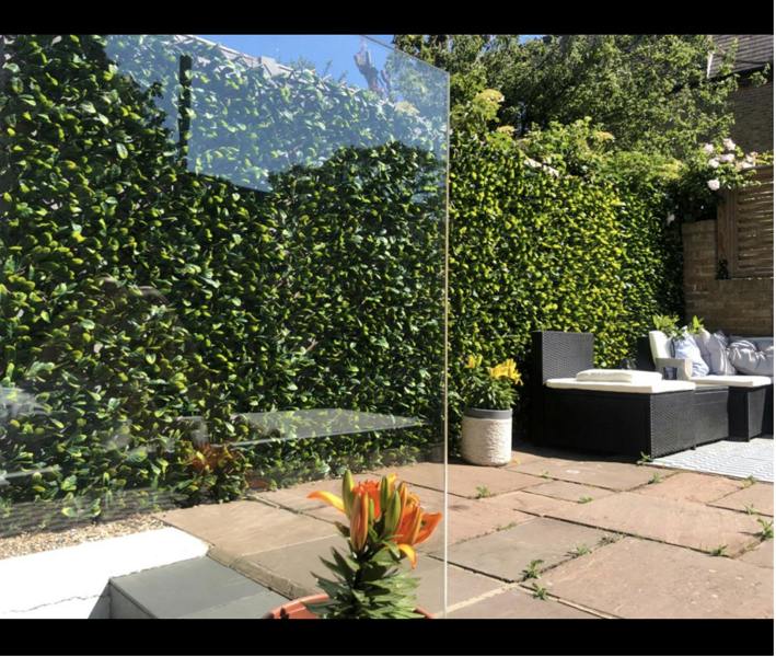 HYGRAD BUILT TO SURVIVE Artificial Hedge Flower Garden Screening Expanding Trellis Privacy Screen 1x2m
