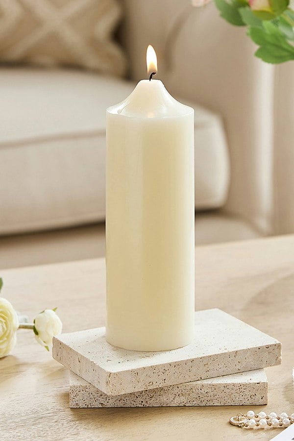 Living and Home 2Pcs White Unscented Cylindrical Candles with  Conical Heads