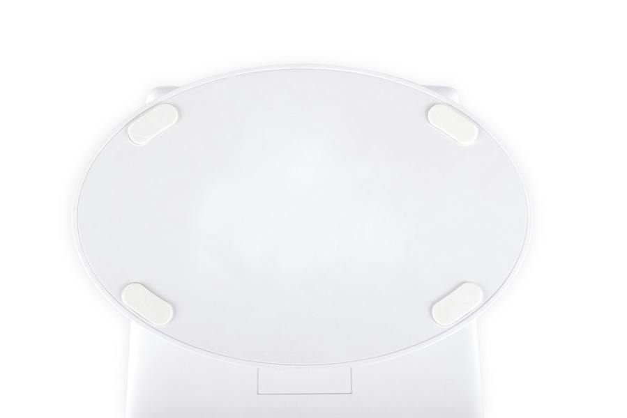 view of under the base of mirror with anti slip grips 