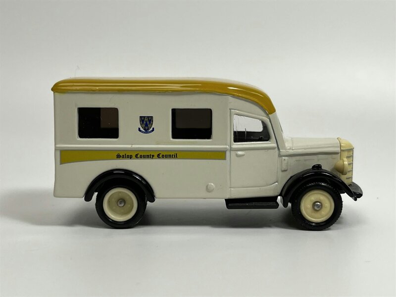 MCSlots Bedford Ambulance Salop County Council Days Gone Lledo DG064008D S8