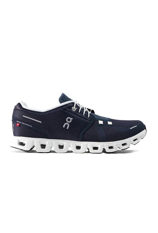 On Running Cloud 5 Trainers - Navy