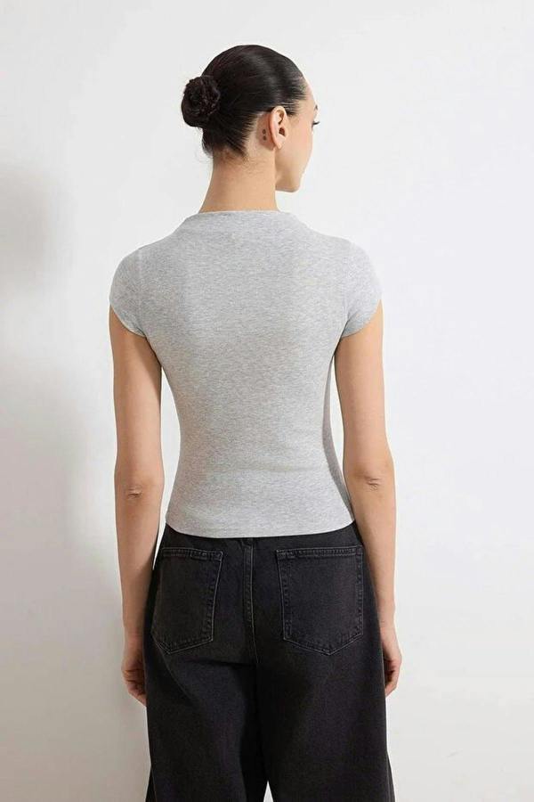 WOVCOR Striped Fitted High Neck Short Sleeve Soft Knit Blouse