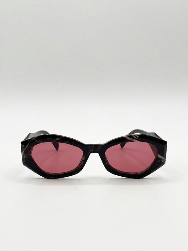 SVNX Retro Polygonal Cat-Eye Sunglasses in Red