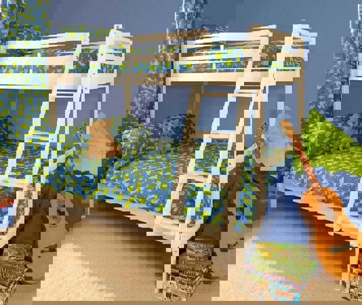 Comfy Living Durleigh Wooden Triple Bunk Bed - Space-Saving & Stylish Solution for Your Home